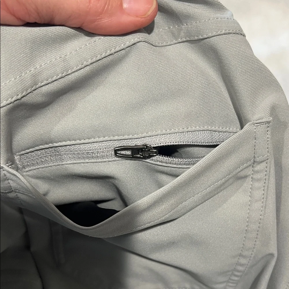 Lululemon ABC Slim Trousers Sz 32